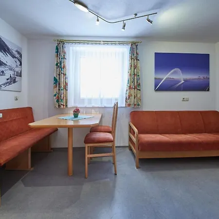 4-you Apartmán *