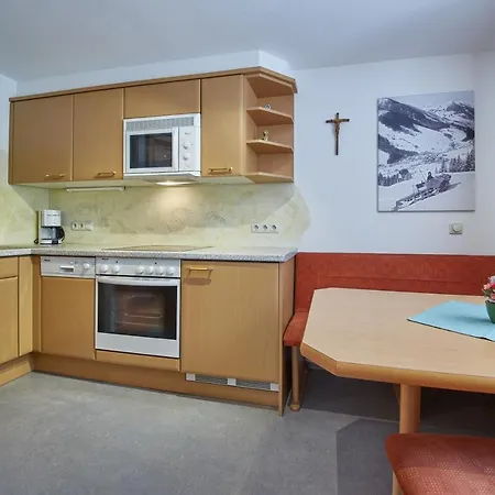 4-you * Saalbach-Hinterglemm